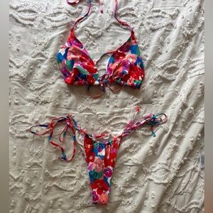 GARAGE S COLORFUL BIKINI SET TOP AND BOTTOM